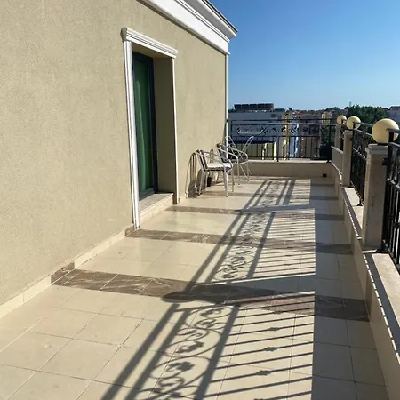 Hotel Empera H-l Sluneční pobřeží