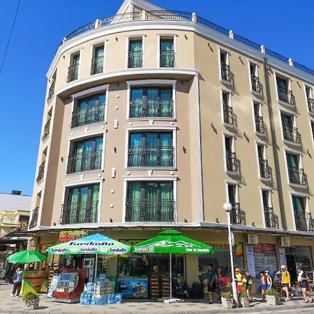 Empera H-l Szálloda 3*